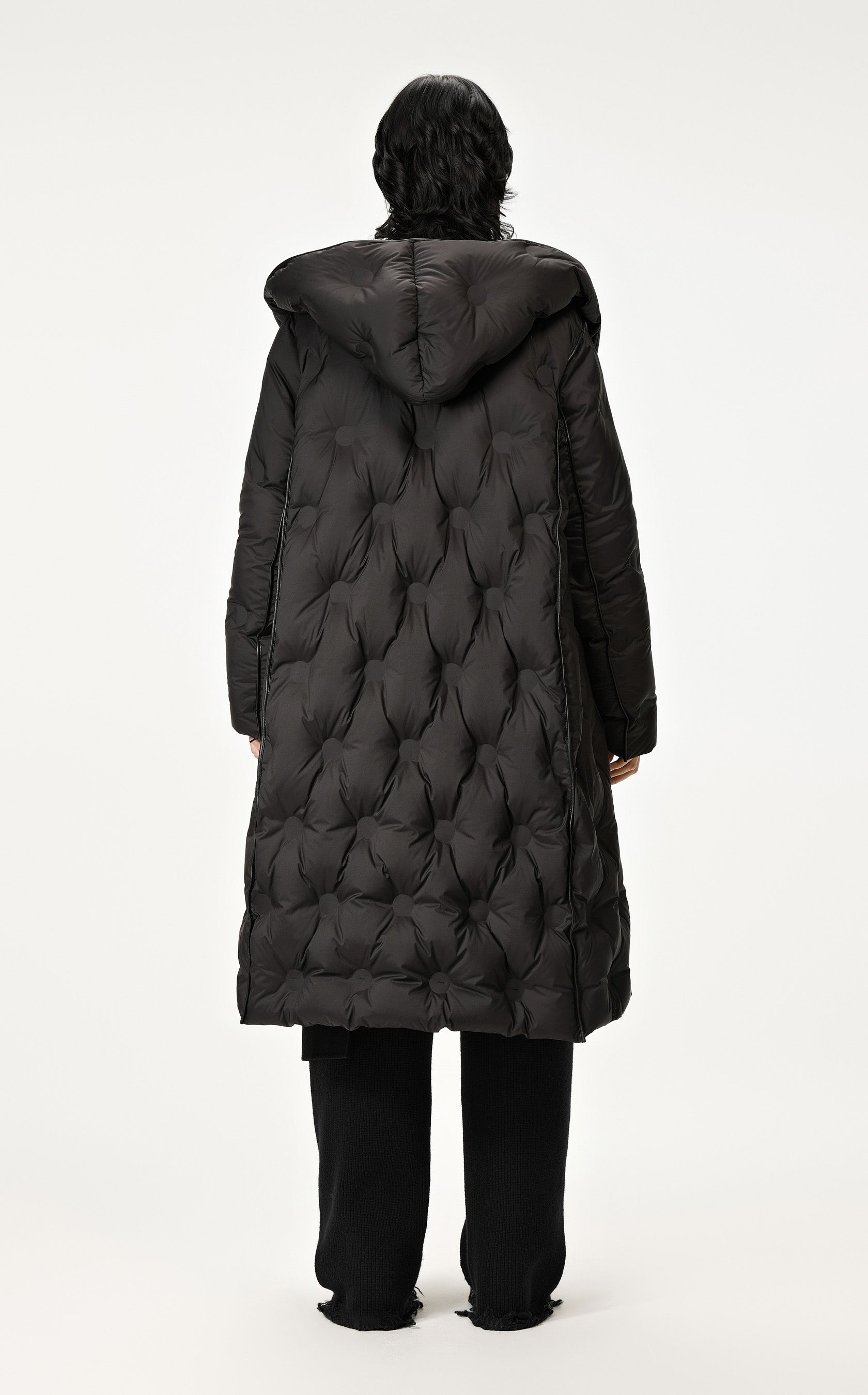 Down coat BLACK