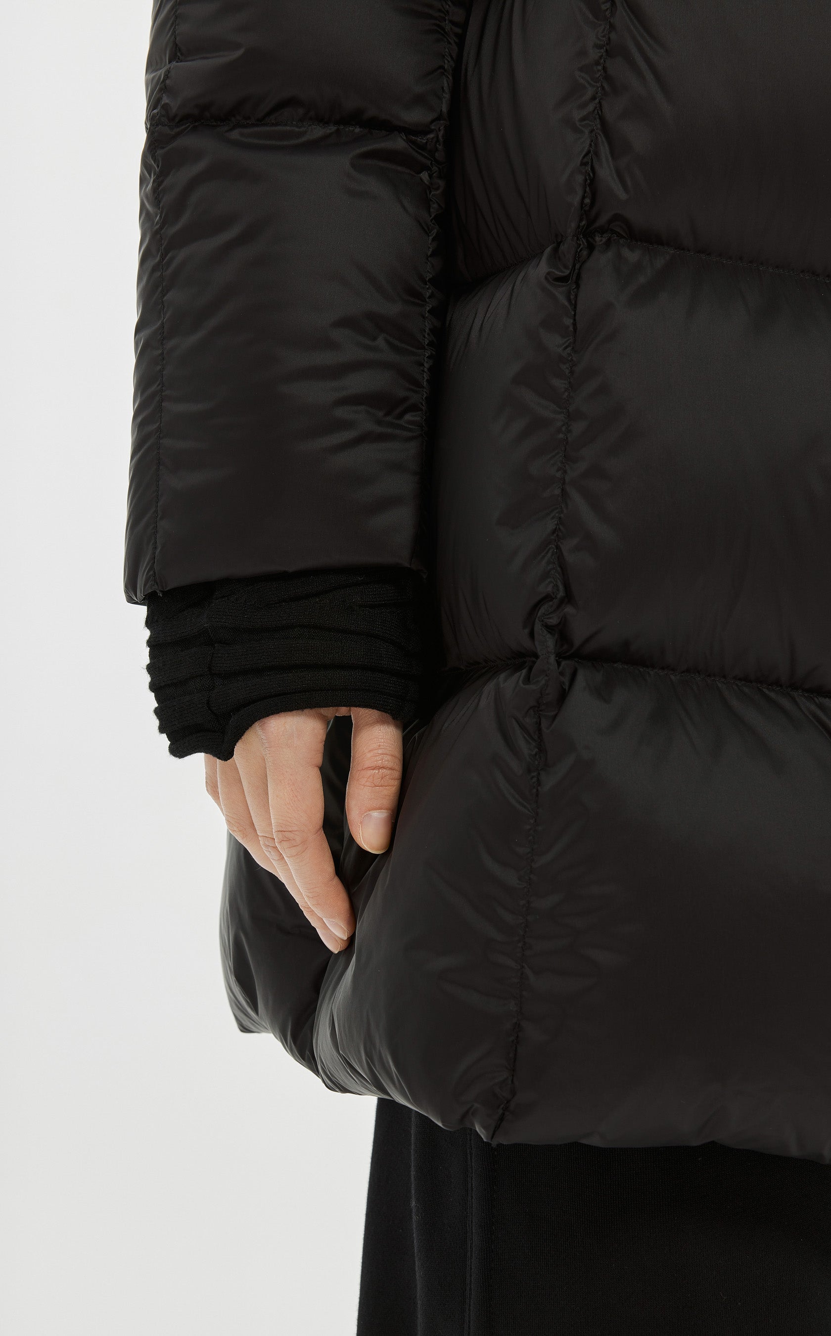 Down coat BLACK