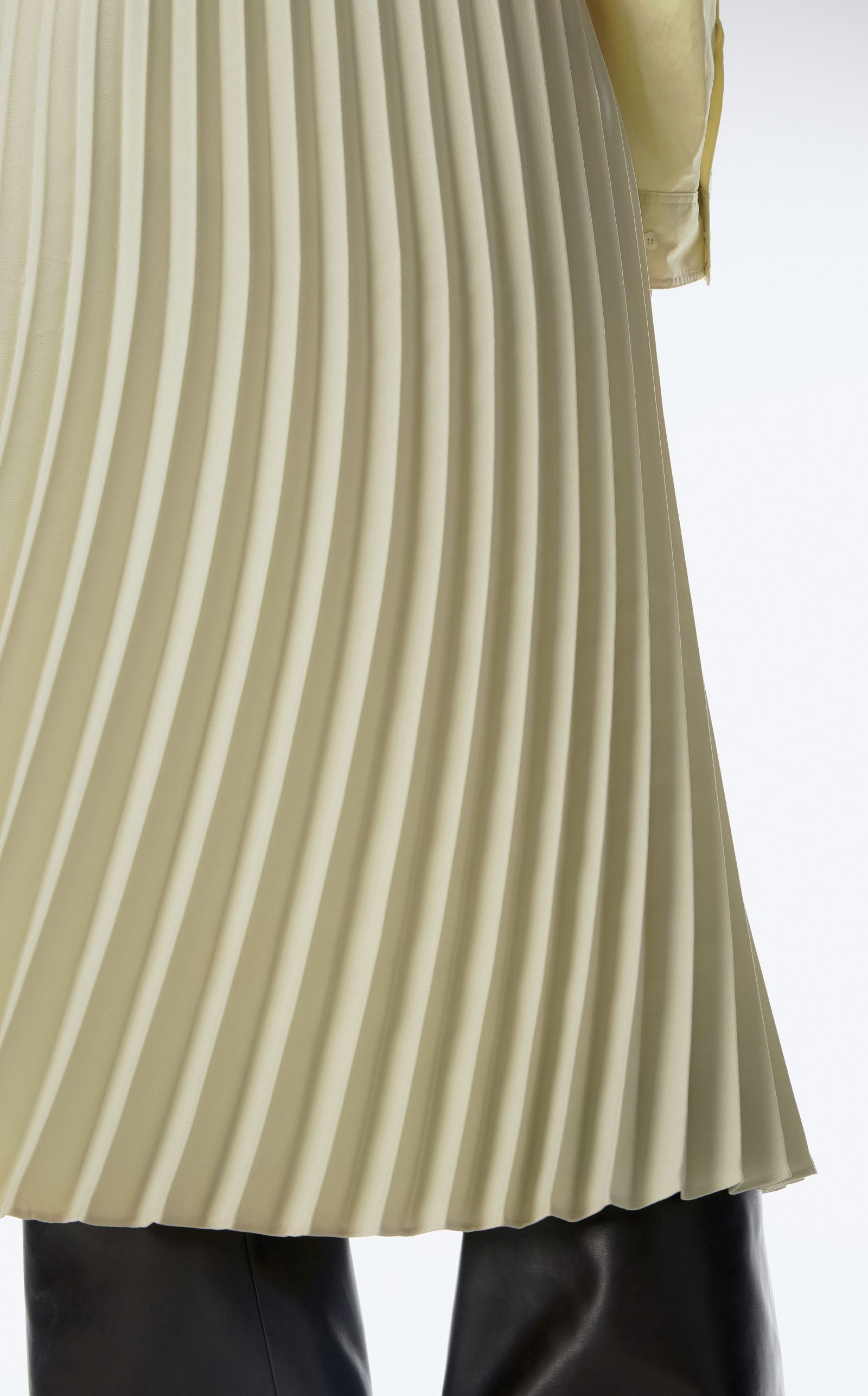 Pleated Skirt VANILLA