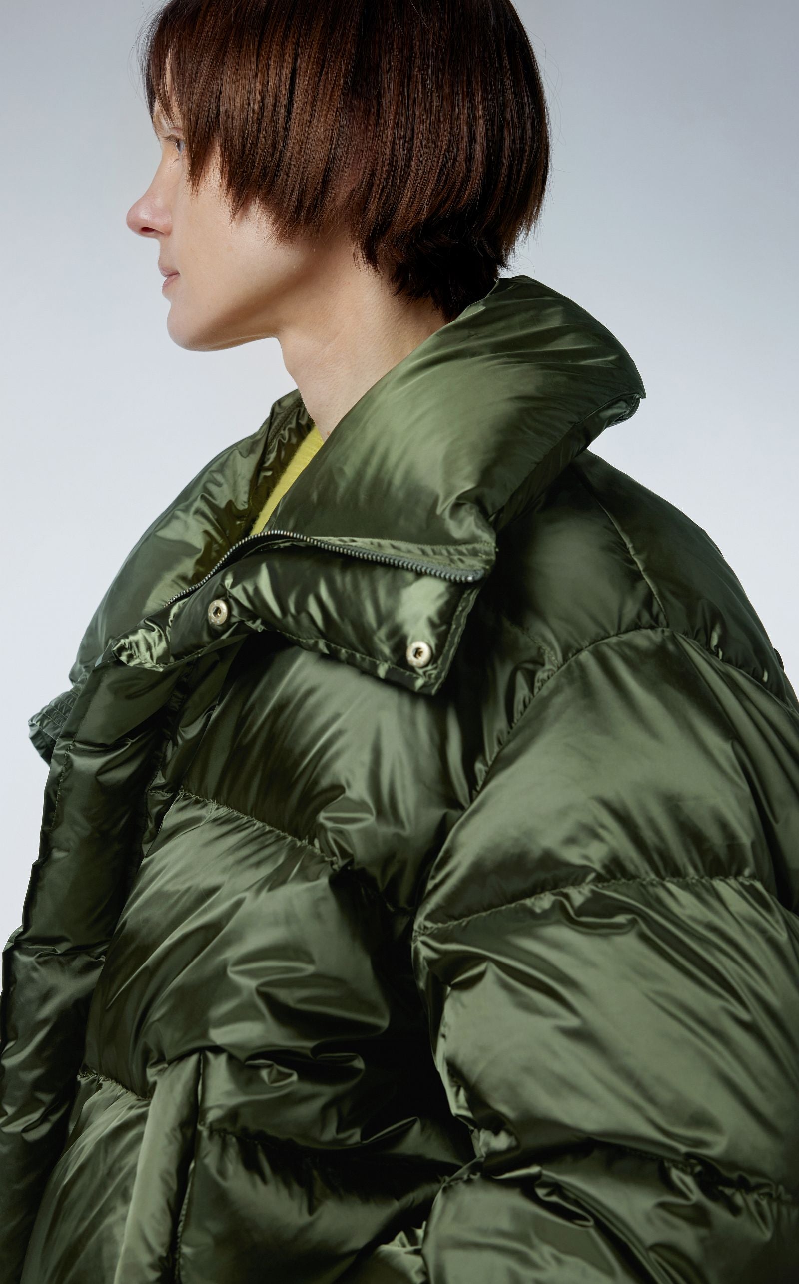 Down jacket OLIVE