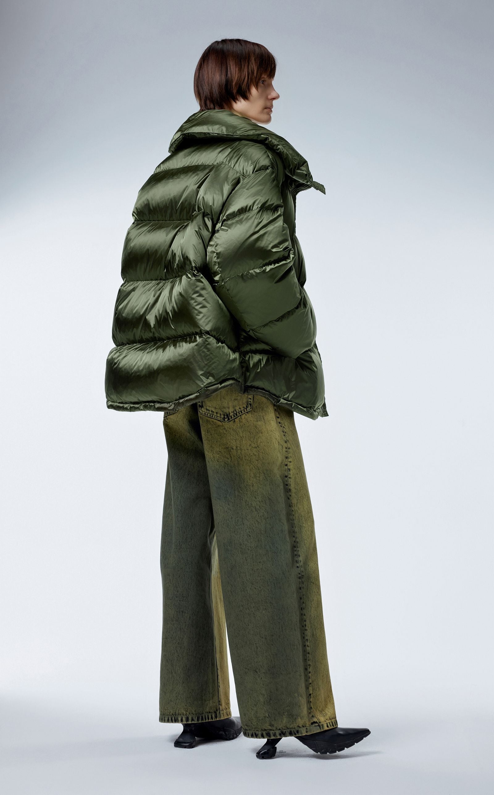 Down jacket OLIVE