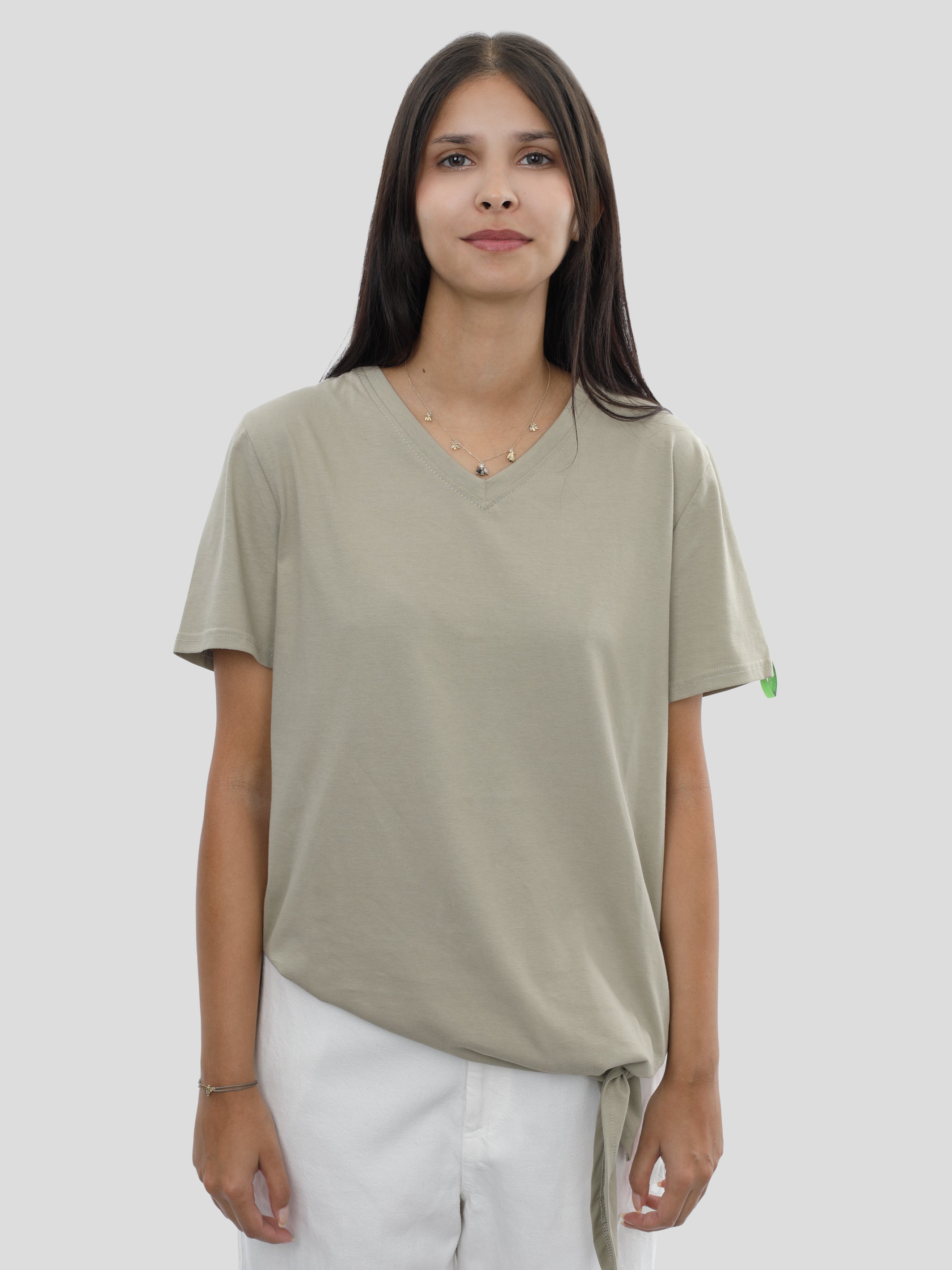 T-Shirt mit Saumschleifen und V-Neck in Olive